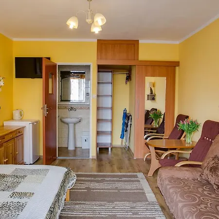 Pokoje Goscinne Muszelka בית אירוח Władysławowo