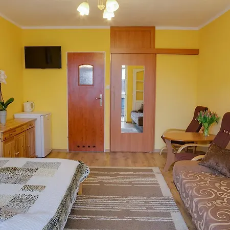 Pokoje Goscinne Muszelka בית אירוח Władysławowo